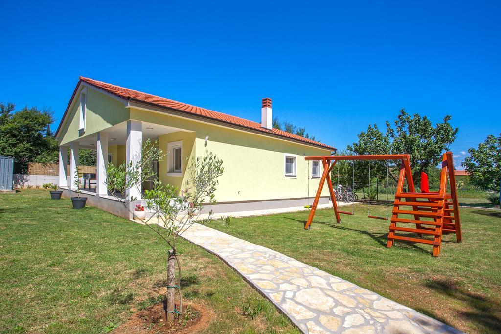 Holiday Home Freeda Vintijan Экстерьер фото